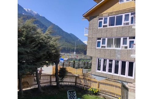Pahalgam House | Hotel Noor Mahal, Pahalgam