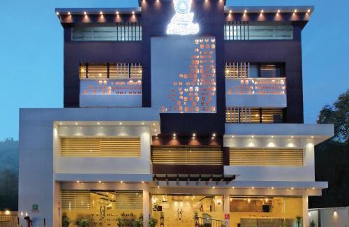 Adimaly Hotel | Hotel NovArk Munnar