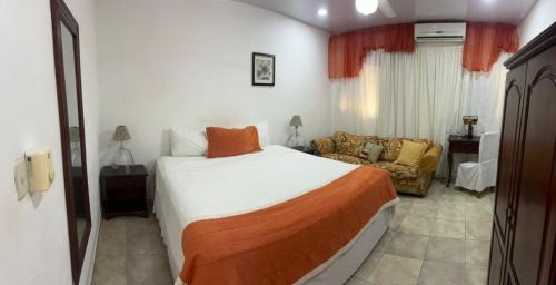 Sanchez Hotel | Hotel Nuevo Amanecer