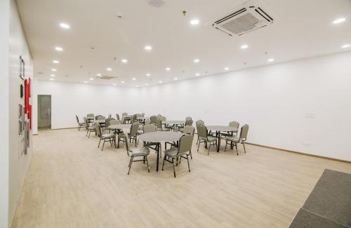 Pashim Vihar Hotel | Hotel O 7 star