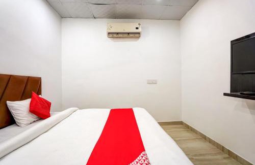 Faridabad Hotel | Hotel O Aashirvad