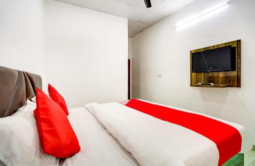Faridabad Hotel | Hotel O Aashirvad