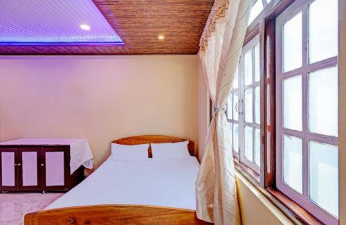 Darjeeling Hotel | Hotel O Adarash Hotel