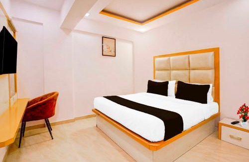 Andheri West Hotel | Hotel O Andheri West Near KokilaBen Hospital