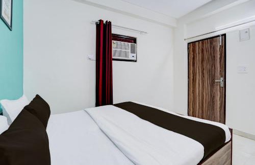 Sainik Farm Hotel | Hotel O Anmol Residency
