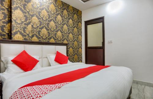 Rohini Hotel | Hotel O Anshun Residency Near Mk Cinemas Rohini