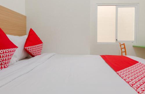 Jember Hotel | Hotel O Antosa Family Residence