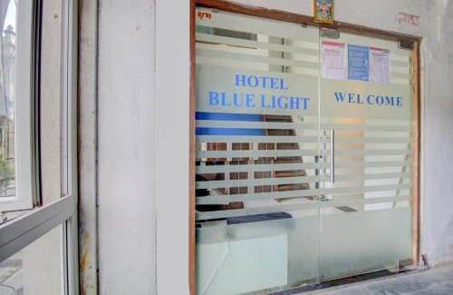 Wellington Pier Hotel | Hotel O Blue Light Near Gateway Of India Mumbai