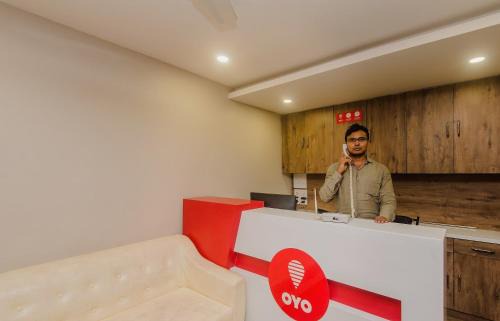 Vikhroli West Hotel | Hotel O Blue Ocean Near R City Mall