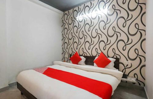 Delhi Hotel | Hotel O Bollywood