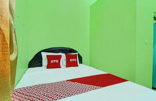 West Semarang Hotel | Hotel O Cahyo Kost 1