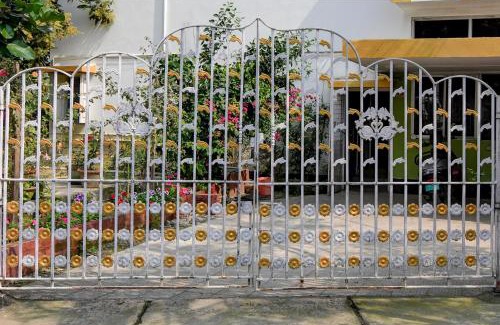 Narendrapur Hotel | Hotel O Cozee Homestay and Guest House