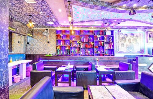 Khordha Hotel | Hotel O Daffodil Lodge Dolphin restaurant