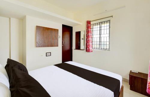 Maduravoyal Hotel | Hotel O Eswar Guest House