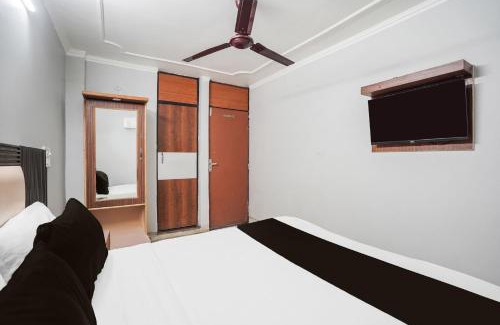 Sainik Farm Hotel | Hotel O Exotica Palace
