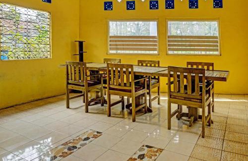 Dinoyo Hotel | Hotel O Family Blitar
