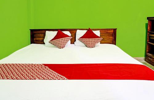 Dinoyo Hotel | Hotel O Family Blitar