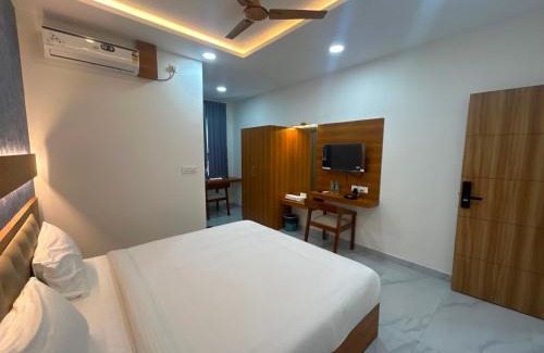 JP Nagar Hotel | Hotel O Golden Stay