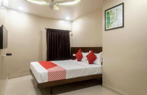 Swargate Hotel | Hotel O Grand Pune