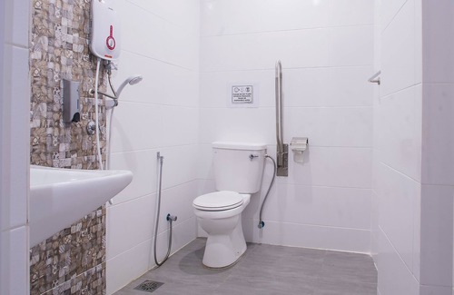 The Strand Hotel | Hotel O Gs Hotels Near Strand Mall