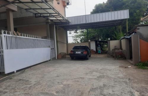 Linggajati Hotel | Hotel O Guest House Pak Eman
