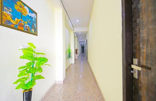 Faridabad Hotel | Hotel O Gulabi Delight