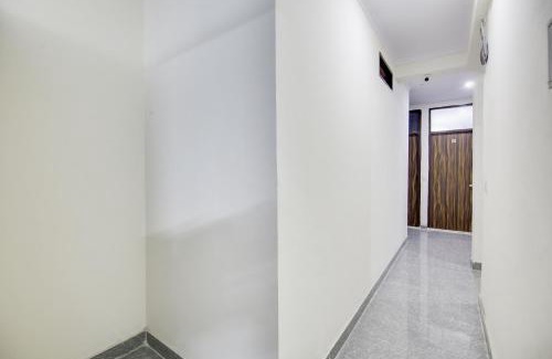 Sainik Farm Hotel | Hotel O Happy Stay