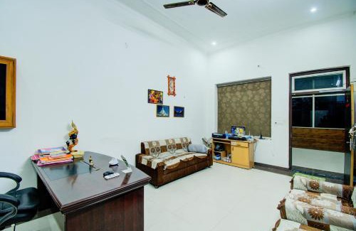Jaipur District Hotel | Hotel O Hatoj