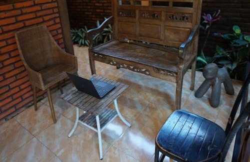 Kayangan Hotel | Hotel O Holy HomestayNearWisata Kopi Desa Tamansari