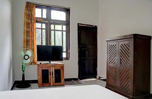 Pelabuhan Ratu Hotel | Hotel O Home Stay Syariah Aom Kusman