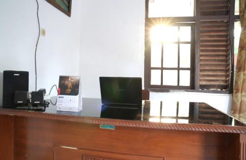 Sukabumi Hotel | Hotel O Home Stay Syariah Habibie