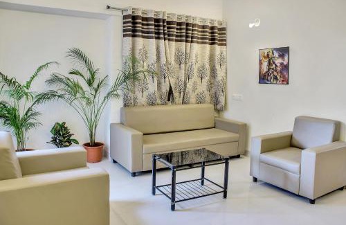 Aundh Hotel | Hotel O Homes Vardhan House 2