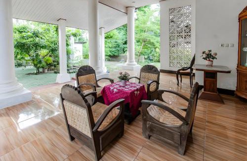 Kecamatan JONGGAT Hotel | Hotel O Homestay Bonjeruk Near Restoran Pawon 21 Bonjeruk