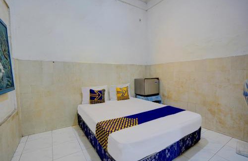 Gresik Hotel | Hotel O Homestay Kedamean