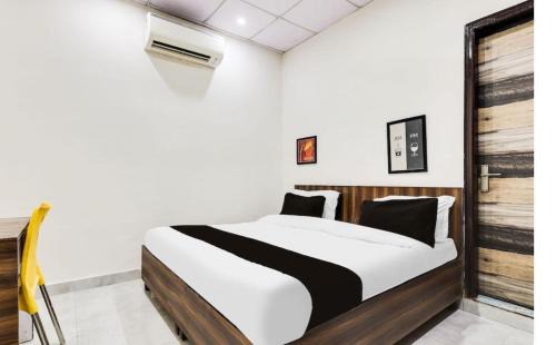 Delhi Hotel | Hotel O Kashish Residency