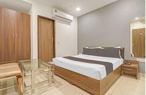 Delhi Hotel | Hotel O Kashish Residency