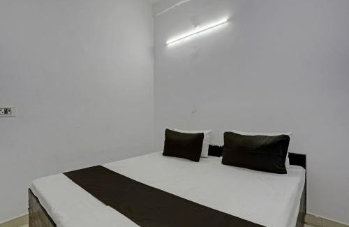 Aligarh Hotel | Hotel O KAVYA RESIDENCY