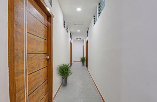 Rajkot Hotel | Hotel O King's Land