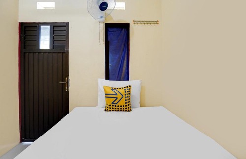 Sedati Hotel | Hotel O Kost 2 Putra Syariah