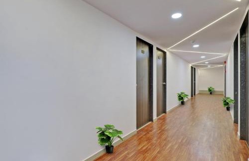 Surat Hotel | Hotel O Krishna Rooms