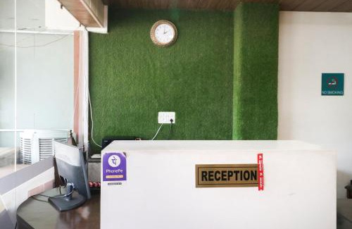 Zirakpur Hotel | Hotel O Kuber 7