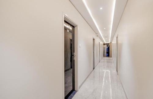 Indore Hotel | Hotel O Lake View