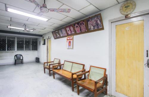 Thiruvarur Hotel | Hotel O Lingam's Lodge