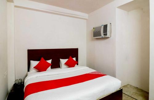Noida Hotel | Hotel O Lovely Inn Near Akshardham