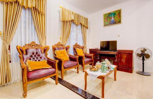 Mungkid Hotel | Hotel O Mbah Carik Homestay Syari'ah