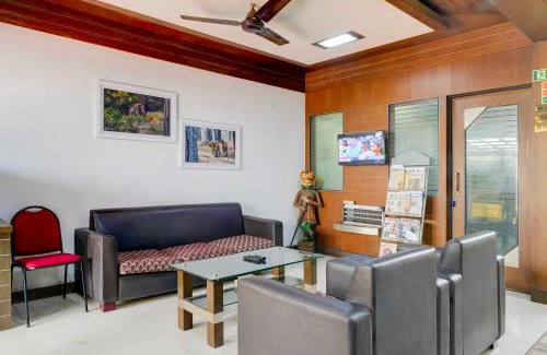 Shenoys Hotel | Hotel O MG Road Marine View Point