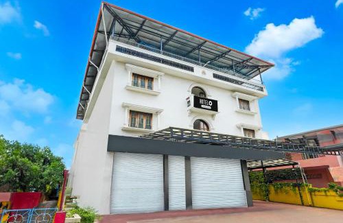 Shenoys Hotel | Hotel O MG Road Marine View Point