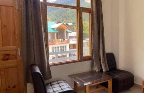 Jagatsukh Hotel | Hotel O Midway Inn