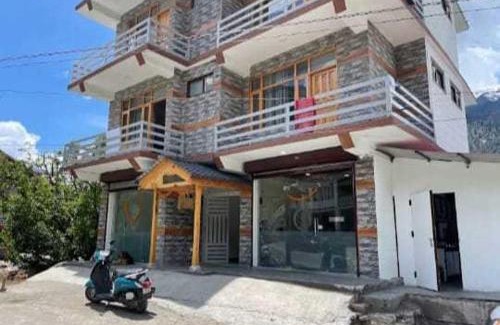 Jagatsukh Hotel | Hotel O Midway Inn