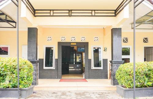 Pekalongan Hotel | Hotel O Pekalongan Near Pasar Batik Setono Formerly Hotel Puspa Indah